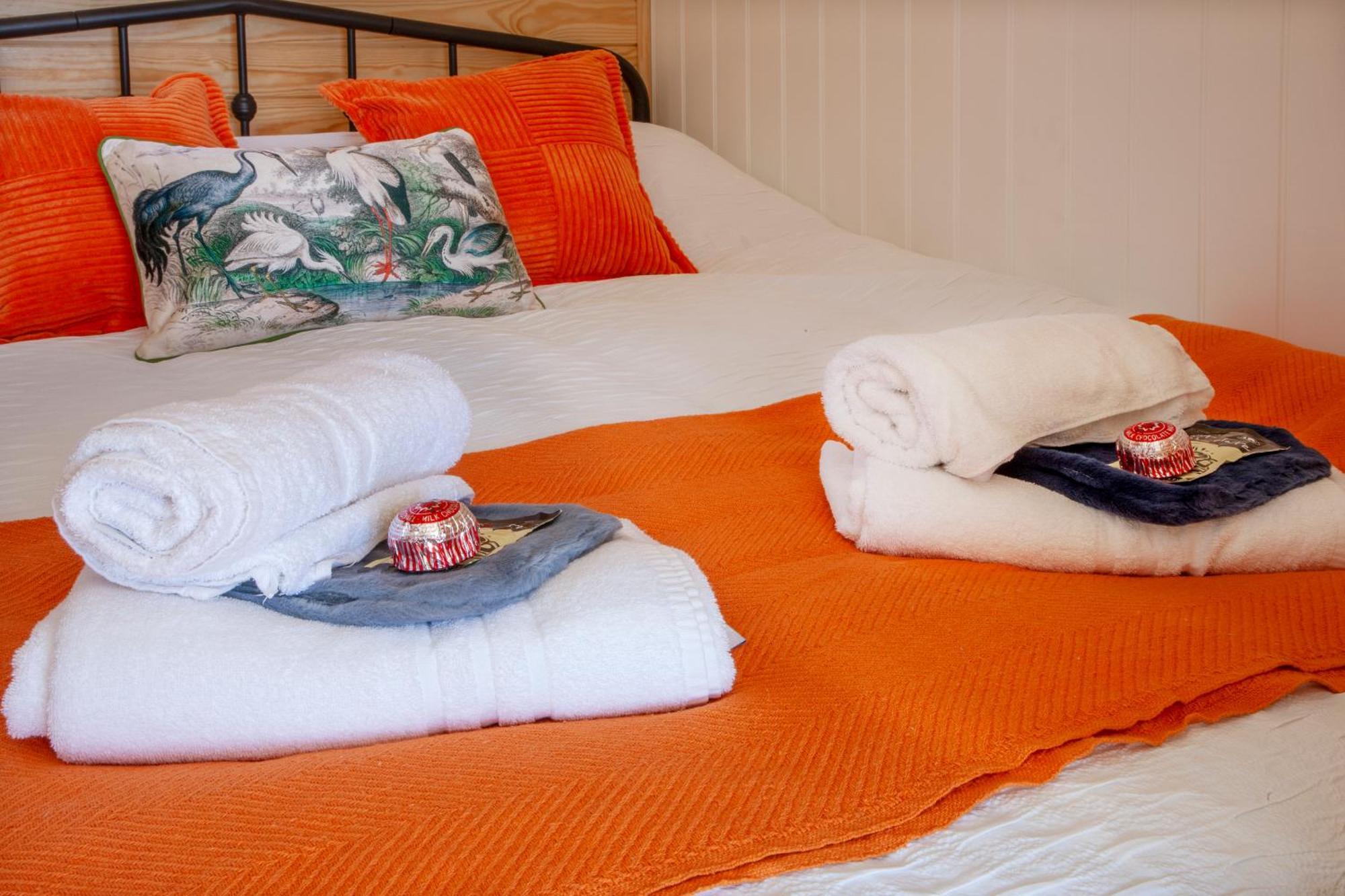 Appin Holiday Homes -Caravans, Lodges, Shepherds Hut And Train Carriage Stays מראה חיצוני תמונה