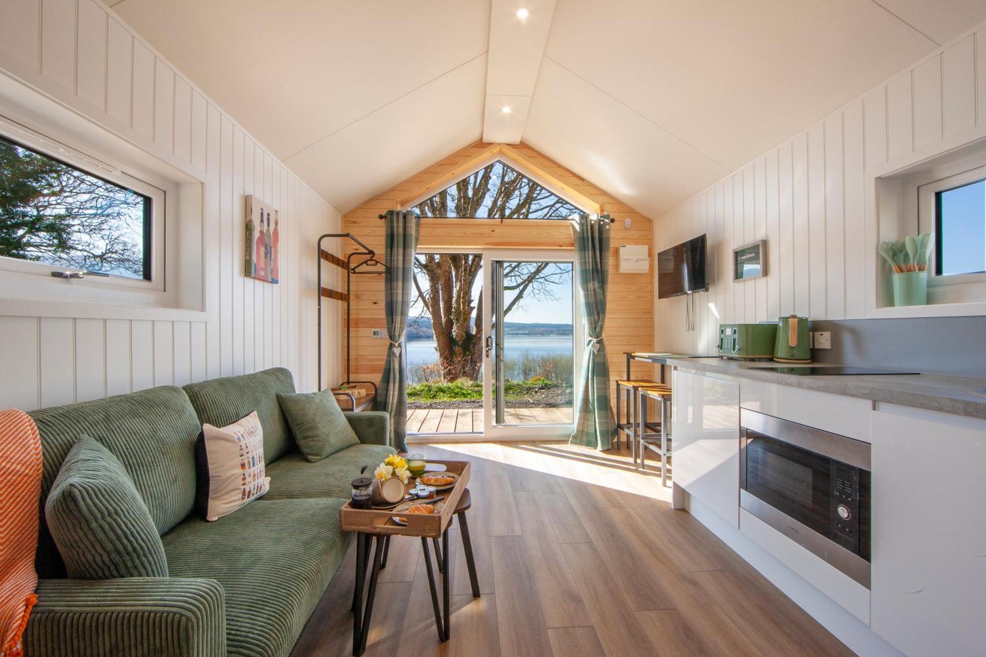Appin Holiday Homes -Caravans, Lodges, Shepherds Hut And Train Carriage Stays מראה חיצוני תמונה