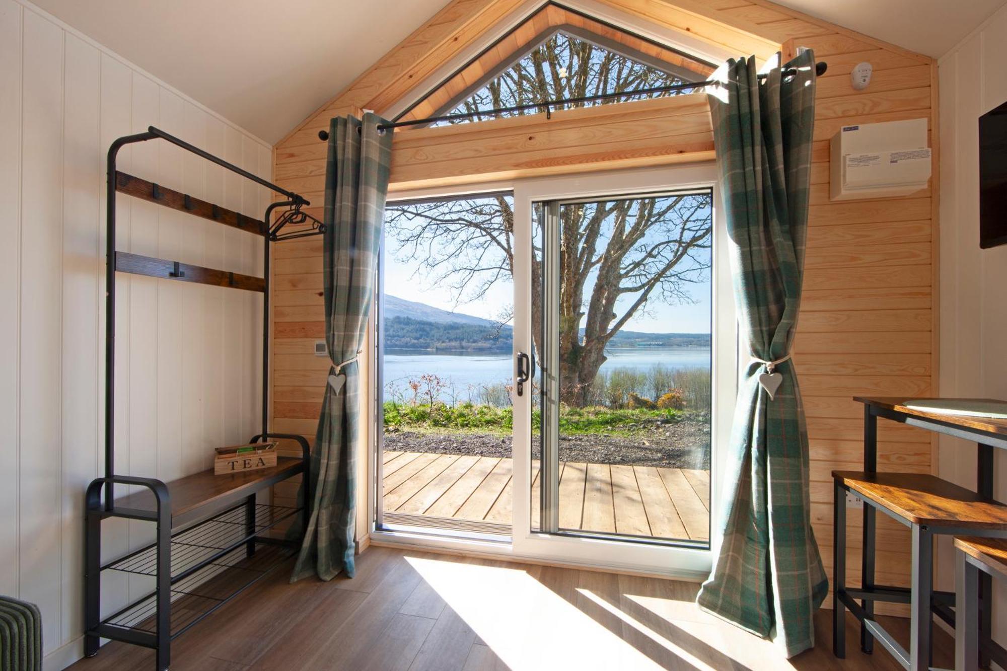 Appin Holiday Homes -Caravans, Lodges, Shepherds Hut And Train Carriage Stays מראה חיצוני תמונה